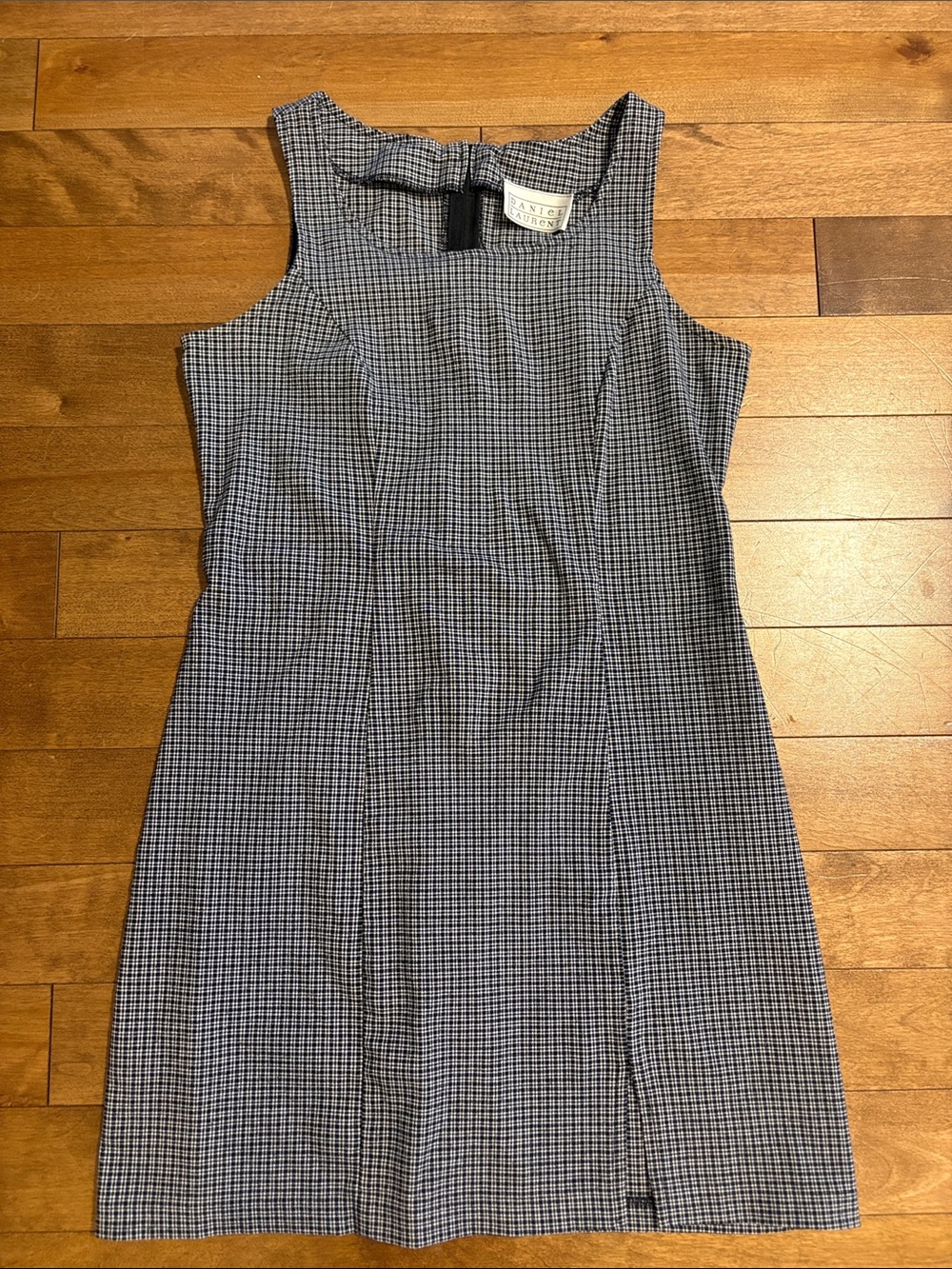 Vintage Mini Shift Dress Black&White Houndstooth with small front slit